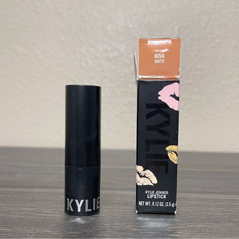 Kylie lipstick - Picture 6 of 7